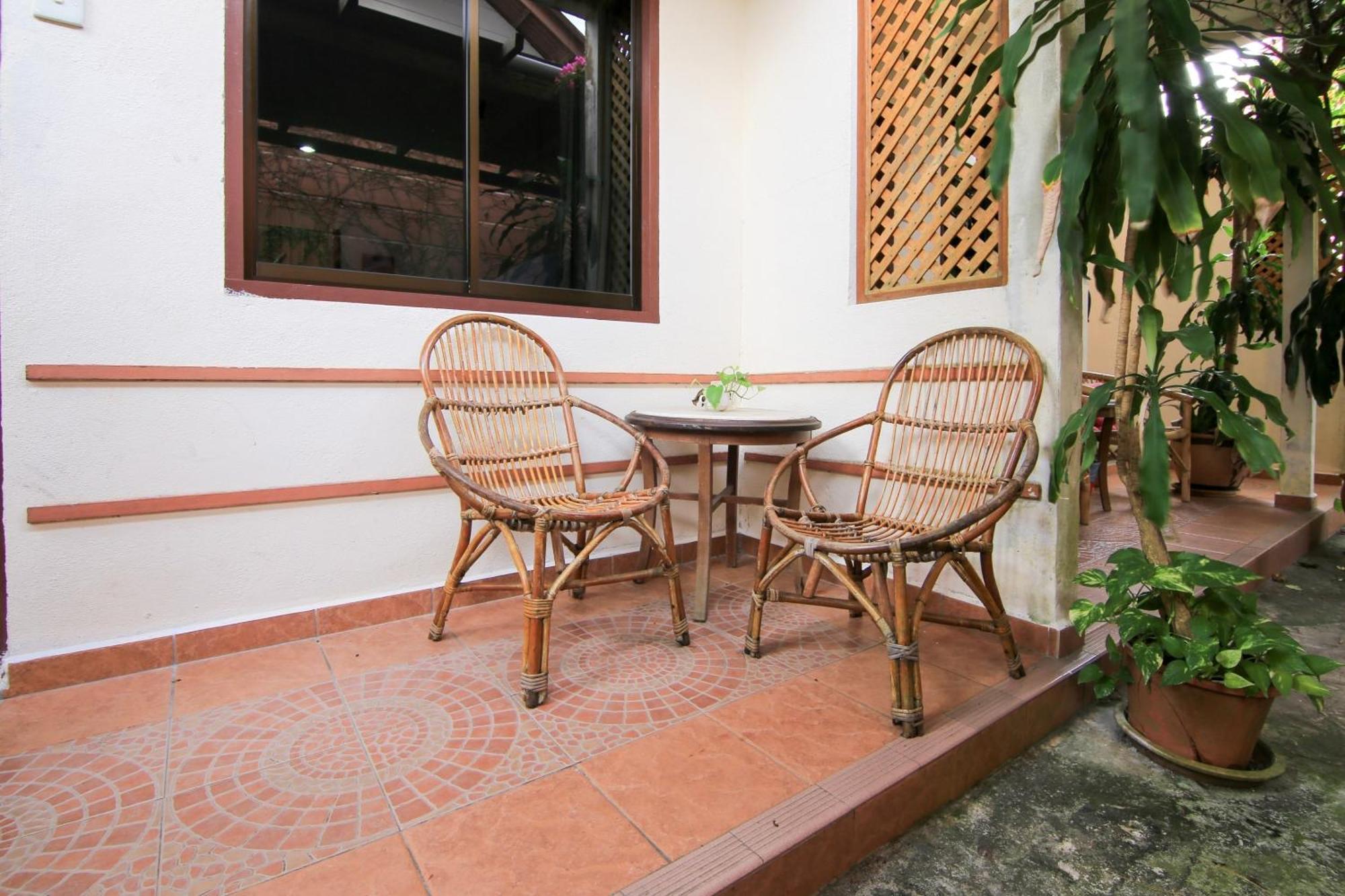 Ombak Inn Chalet Kampung Teluk Nipah Exterior foto